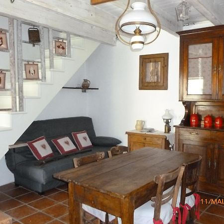 Maison De Village Saint-Paul-des-Fonts 외부 사진