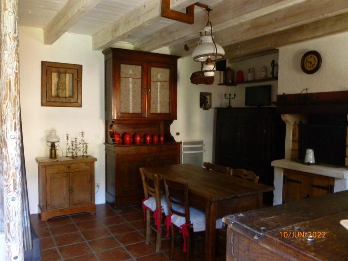 Maison De Village Saint-Paul-des-Fonts 외부 사진